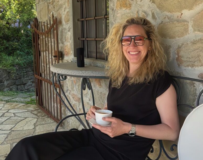 Upscaled with Gigapixel v8.4.3. 480x640 => 960x1280 (2x) Model: Low Resolution V2, denoise: 0.4, sharpen: 0.16, decompression: 0.25 Face recovery version: 2, strength: 0.3, creativity: 0 (Realistic), selectedFaces: 1